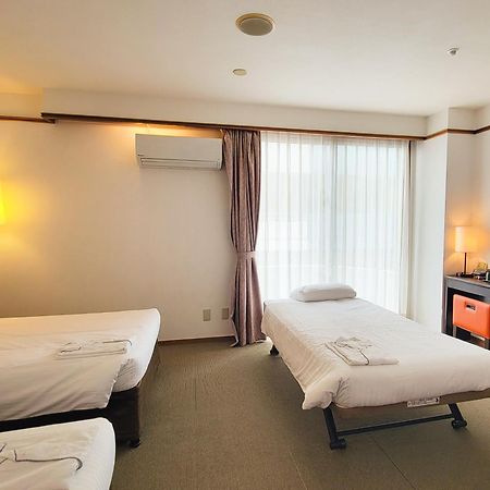 Hotel City Court Наха Экстерьер фото