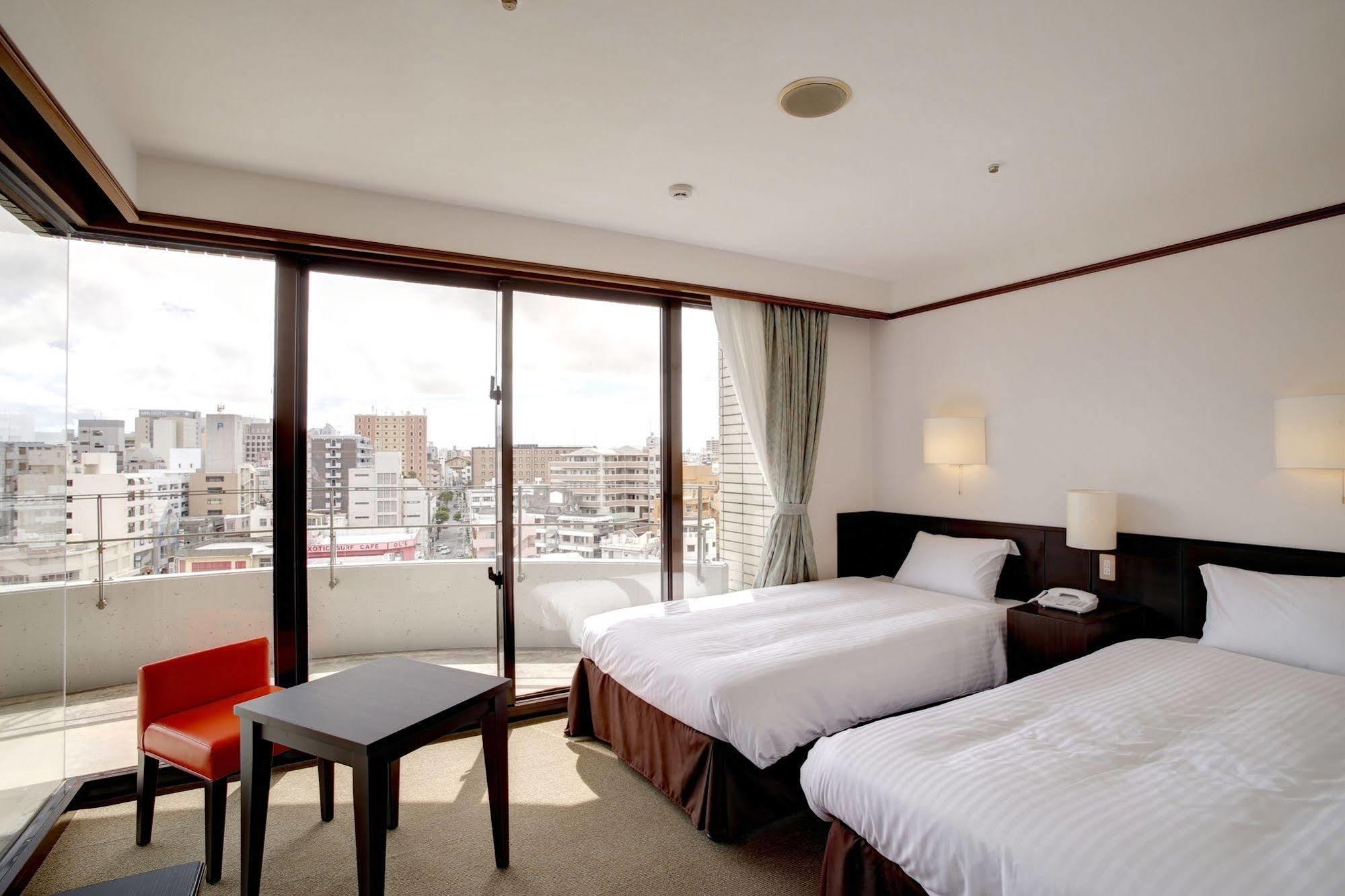 Hotel City Court Наха Экстерьер фото